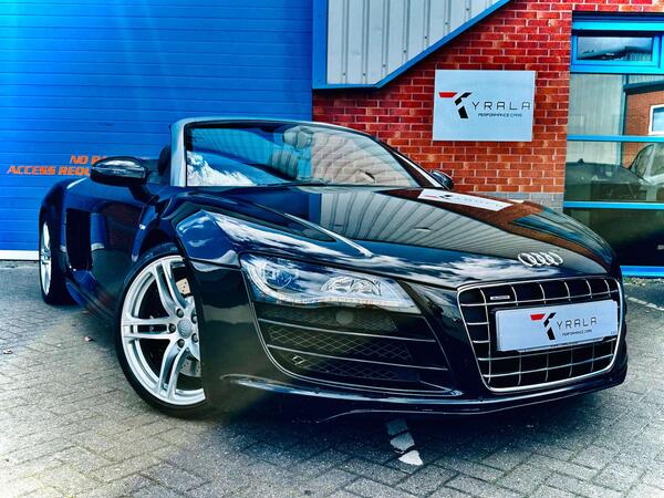 Audi R8 5.2 FSI V10 Spyder R Tronic quattro Euro 4 2dr