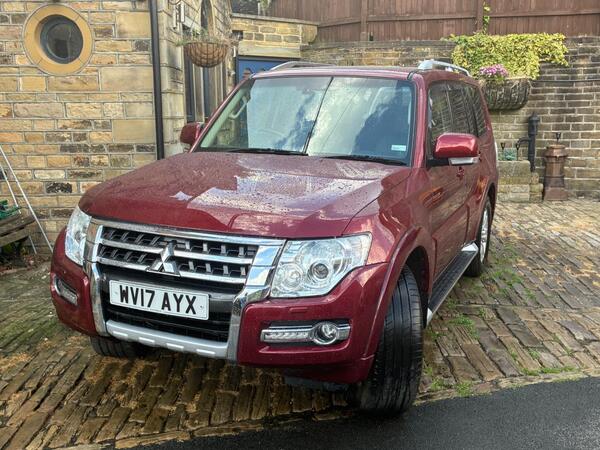 Mitsubishi Shogun 3.2 DI-DC SG3 Auto 4WD Euro 6 5dr LWB