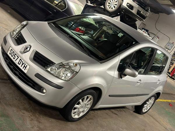 Renault Modus 1.5 dCi Dynamique S 5dr