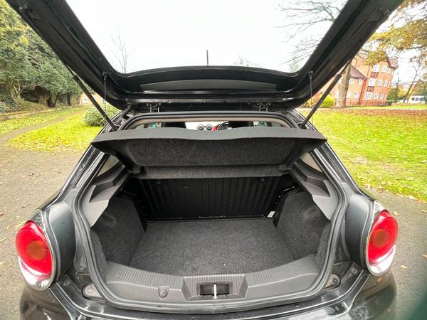Alfa Romeo MiTo 875 TB TwinAir Distinctive Euro 6 (s/s) 3dr