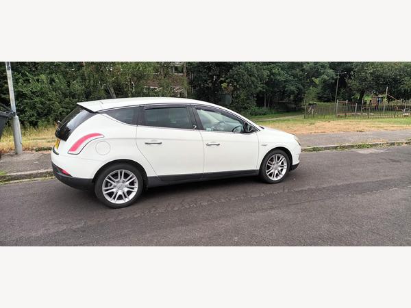 Chrysler Delta 1.6 M-Jet SE Euro 5 5dr