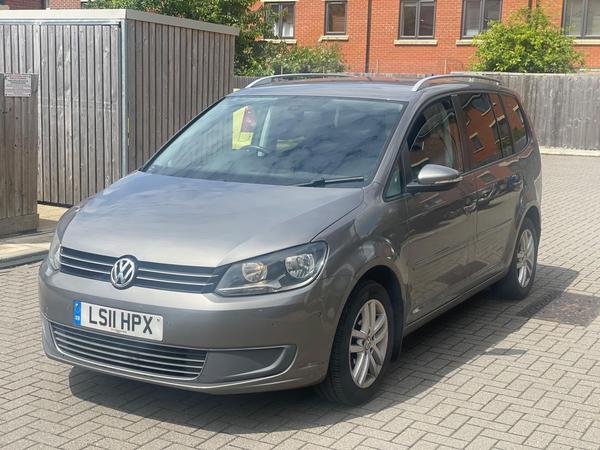 Volkswagen Touran 1.6 TDI SE DSG Euro 5 5dr