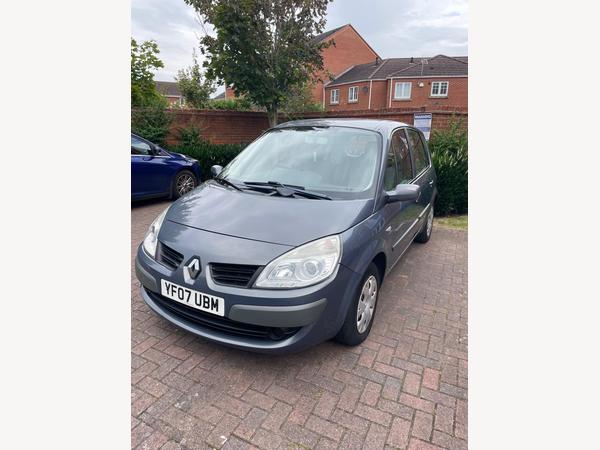 Renault Scenic 1.5 dCi Expression 5dr