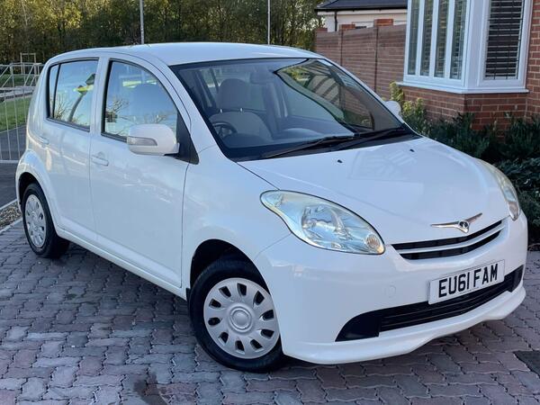 Perodua Myvi 1.3 SXi Lux 5dr