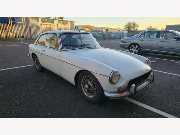 MG MGB GT 1.8 2dr
