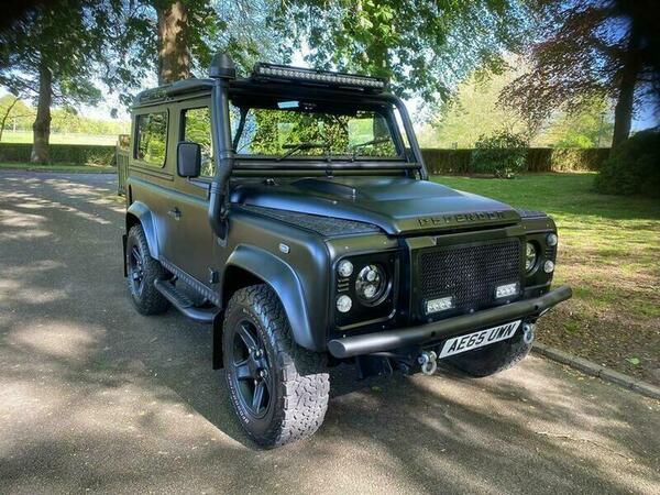 Land Rover Defender 90 2.2 TDCi Landmark Station Wagon 4WD SWB Euro 5 3dr
