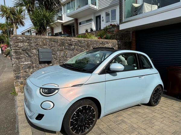 Fiat 500e C 42kWh La Prima Auto 2dr