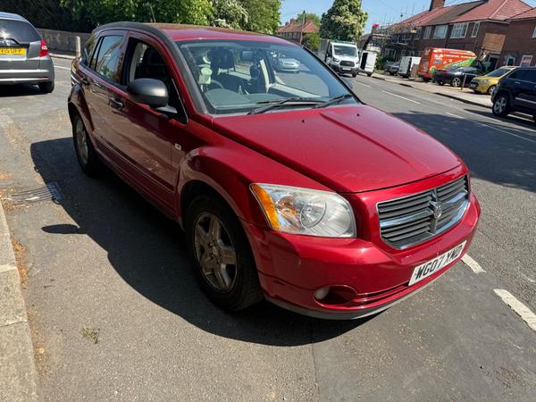Dodge Caliber 2.0 SXT CVT 5dr