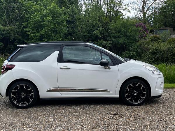 Citroen DS3 Cabrio 1.6 VTi DStyle Plus Euro 5 2dr