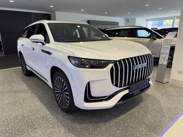 JAECOO 8 1.5T SHS 34.46kWh Executive DHT3 AWD Euro 6 (s/s) 5dr