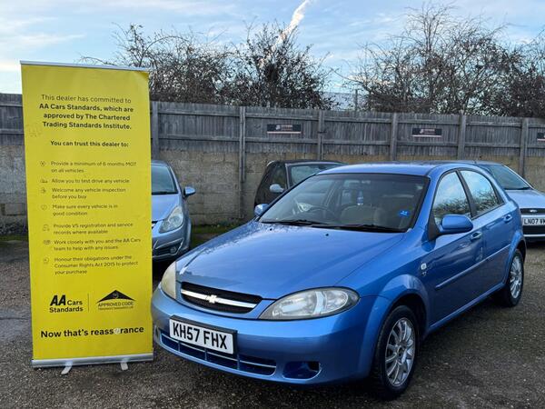 Chevrolet Lacetti 1.6 SX 5dr