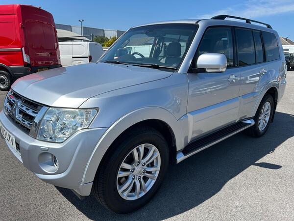 Mitsubishi Shogun 3.2 DI-DC SG3 Auto 4WD Euro 5 5dr LWB