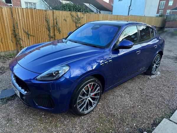 Maserati Grecale 2.0 MHEV Modena ZF 4WD Euro 6 (s/s) 5dr