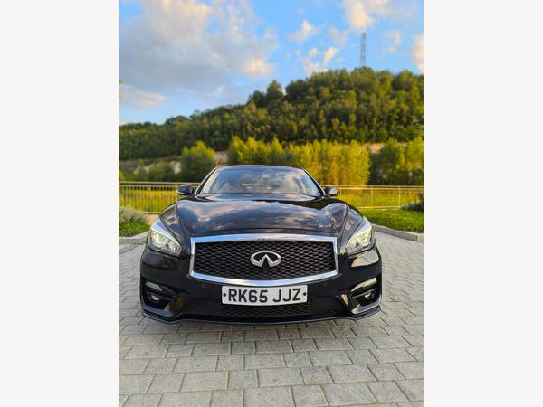 Infiniti Q70 3.5h V6 Premium Tech Auto Euro 5 (s/s) 4dr
