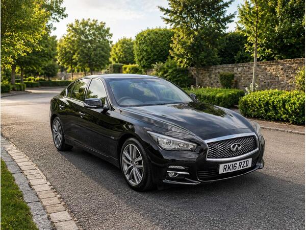 Infiniti Q50 2.2d Premium Auto Euro 6 (s/s) 4dr
