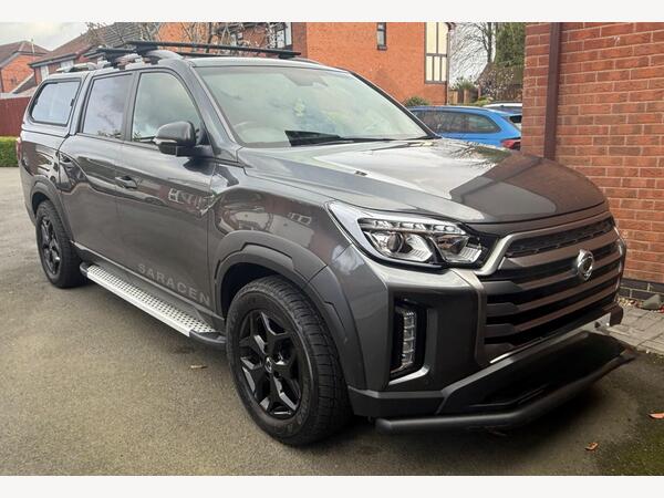SsangYong Musso 2.2D Saracen Pickup Double Cab 4dr Diesel Auto 4WD Euro 6 (202 ps)