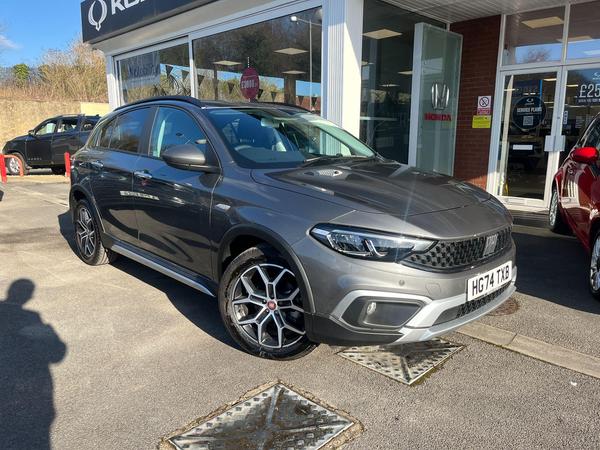 Fiat Tipo 1.5 FireFly Turbo MHEV Cross DCT Euro 6 (s/s) 5dr