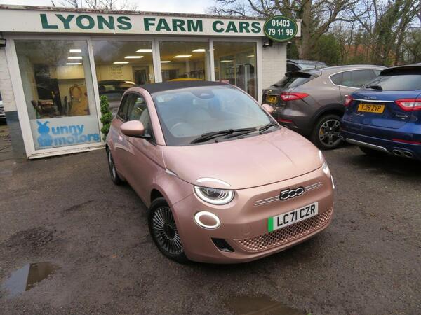 Fiat 500e C 42kWh Icon Auto 2dr