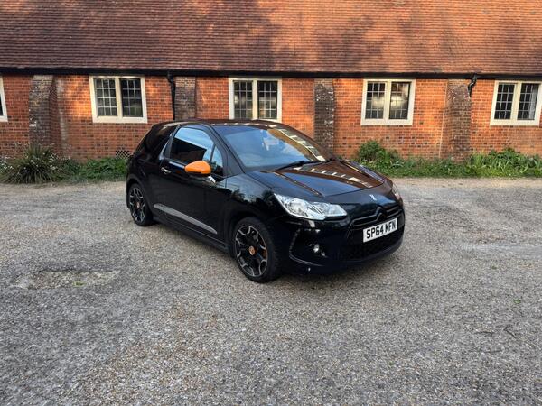 Citroen DS3 1.2 VTi DSign by Benefit Euro 5 3dr