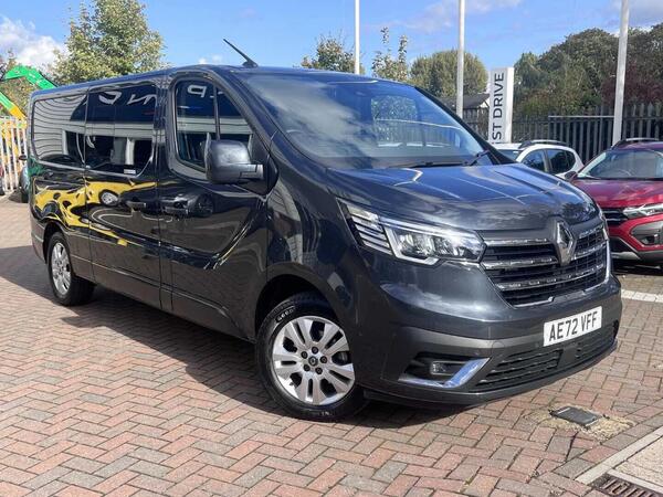 Renault Trafic LL30 Blue dCi 170 Sport 9 Seater EDC