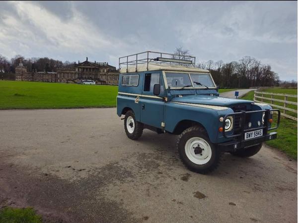 Land Rover Series III 2.3 88