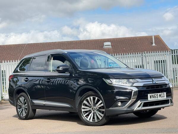 Mitsubishi Outlander 2.0 MIVEC Design CVT 4WD Euro 6 (s/s) 5dr