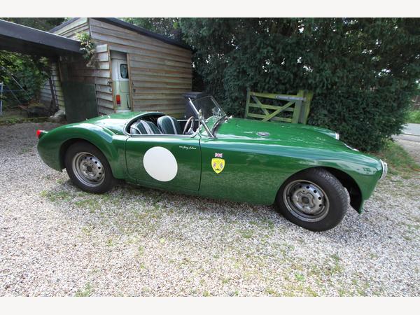 MG MGA