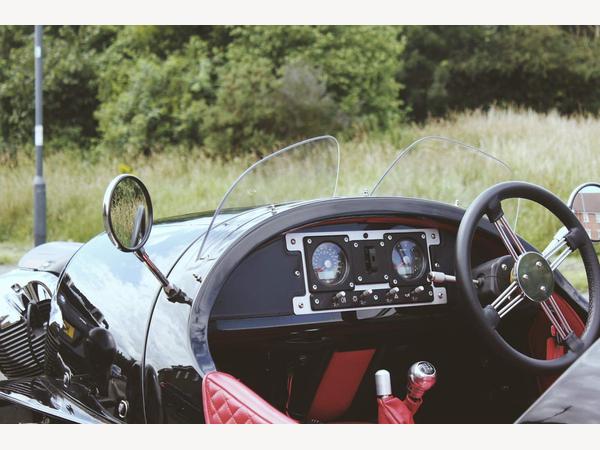 Morgan 3 Wheeler 2.0 Cabriolet 2dr