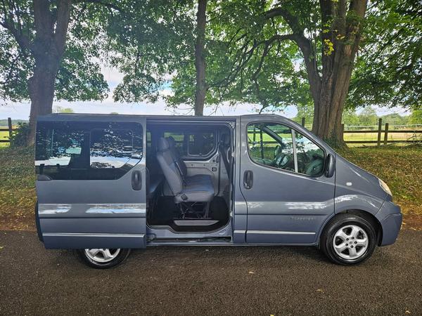 Renault Trafic 2.0 dCi SL29 Sport Crew Van L1 H1 4dr (Phase 3)
