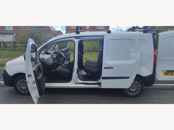 Renault Kangoo Maxi 1.5 LL21 dCi Crew Van 4dr Diesel Manual FWD L3 H1 (140 g/km, 90 bhp)