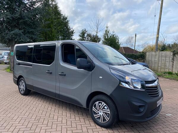 Vauxhall Vivaro 1.6 CDTi 2900 BiTurbo Combi 6 SEAT 5dr Diesel Manual L2 H1 Euro 6 (s/s)) (125 ps)