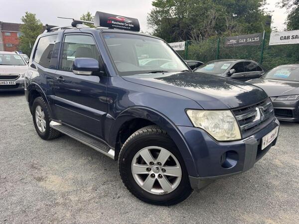 Mitsubishi Shogun 3.2 DI-D Equippe 3dr