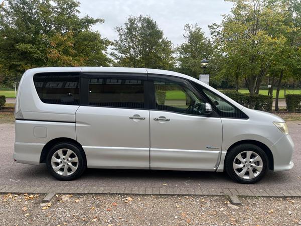 Nissan Serena 2.0 HIGHWAY STAR S HYBRID AUTO ULEZ 5dr