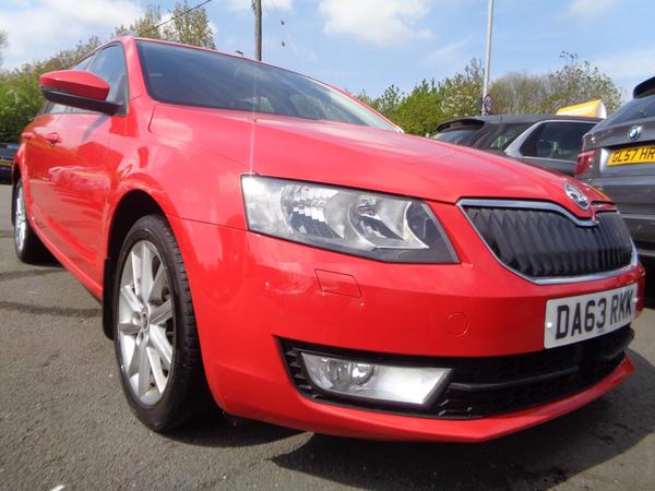 Skoda Octavia 2.0 TDI Elegance DSG Euro 5 (s/s) 5dr