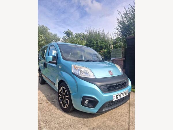 Fiat Qubo 1.3 MultiJet Lounge Euro 6 5dr