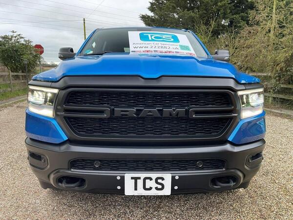 Dodge RAM 5.7 HEMI V8 Built To Service AWD CrewCab 4dr