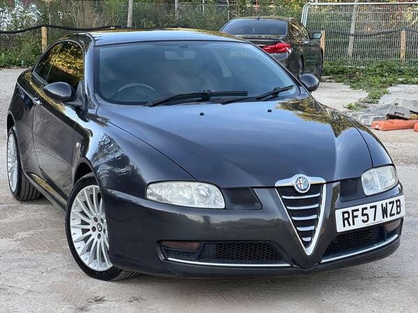 Alfa Romeo GT 2.0 JTS Lusso 2dr