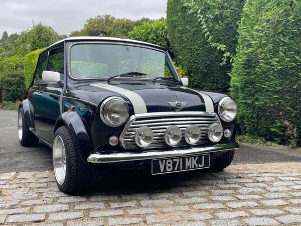 Rover Mini 1.3 Cooper Saloon 2dr Petrol Manual (62 bhp)