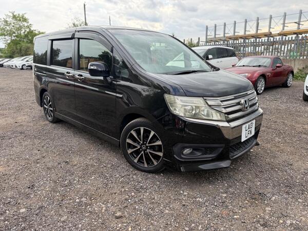 Honda Stepwagon 2.0 SPADA COOL AUTO PETROL 8 SEATS 5dr