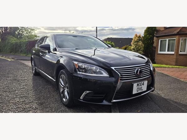 Lexus LS
