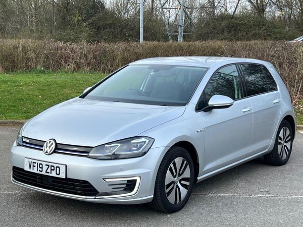 Volkswagen e-Golf 35.8kWh e-Golf Auto 5dr