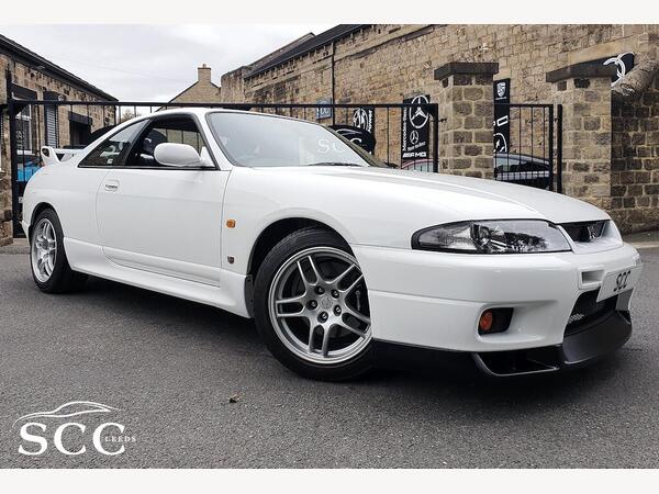 Nissan Skyline 2.6 GT-R Limited Edition Coupe 2dr Petrol Manual (280 bhp)