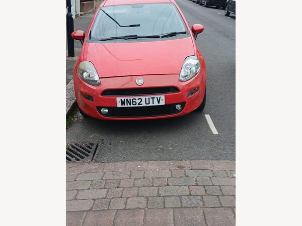 Fiat Punto 1.2 Easy Manual Euro 5 5dr
