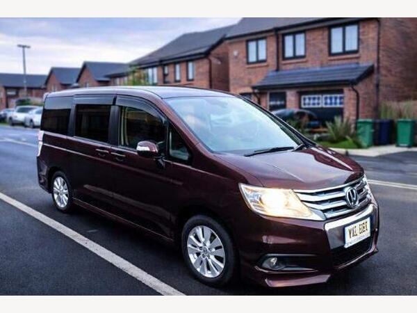 Honda Stepwagon 2.0