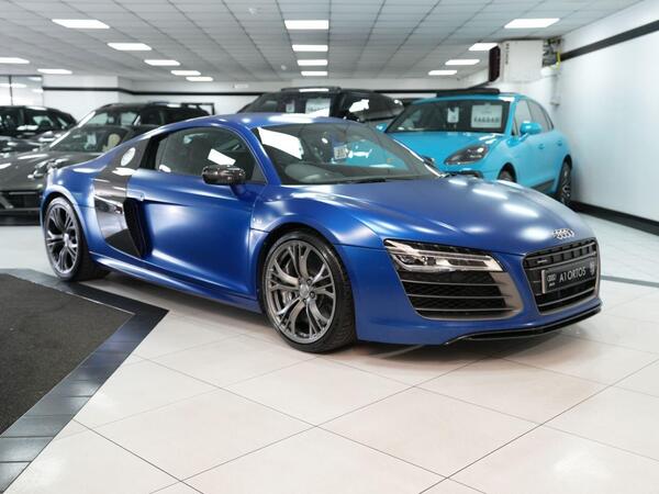 Audi R8 5.2 FSI V10 Plus S Tronic quattro Euro 5 2dr