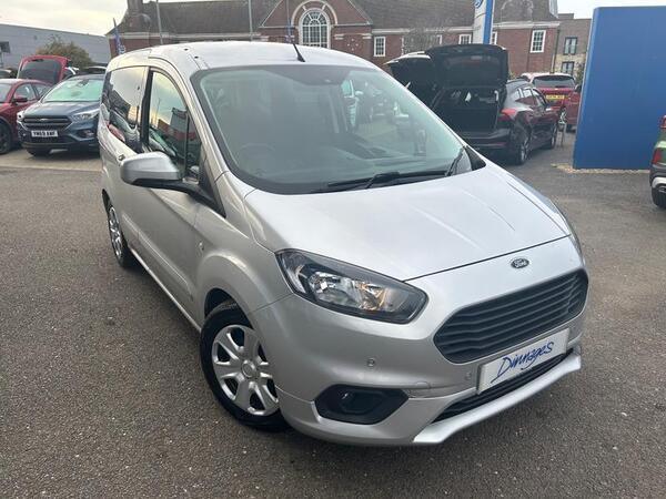 Ford Tourneo Courier 1.5 TDCi Zetec Euro 6 5dr