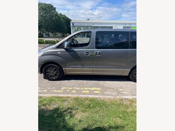 Hyundai i800 2.5 CRDi Style Euro 4 5dr
