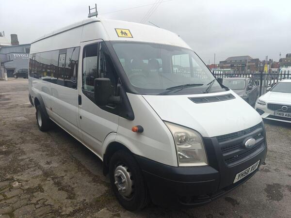 Ford Transit 2.4 TDCi 430 Duratorq RWD L4 H2 4dr (DRW)