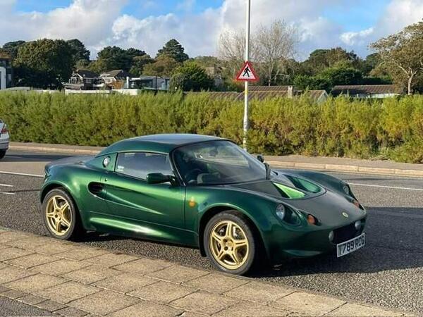 Lotus Elise 1.8 2dr