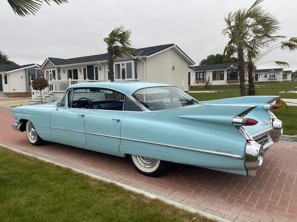 Cadillac De Ville Sedan 6.4